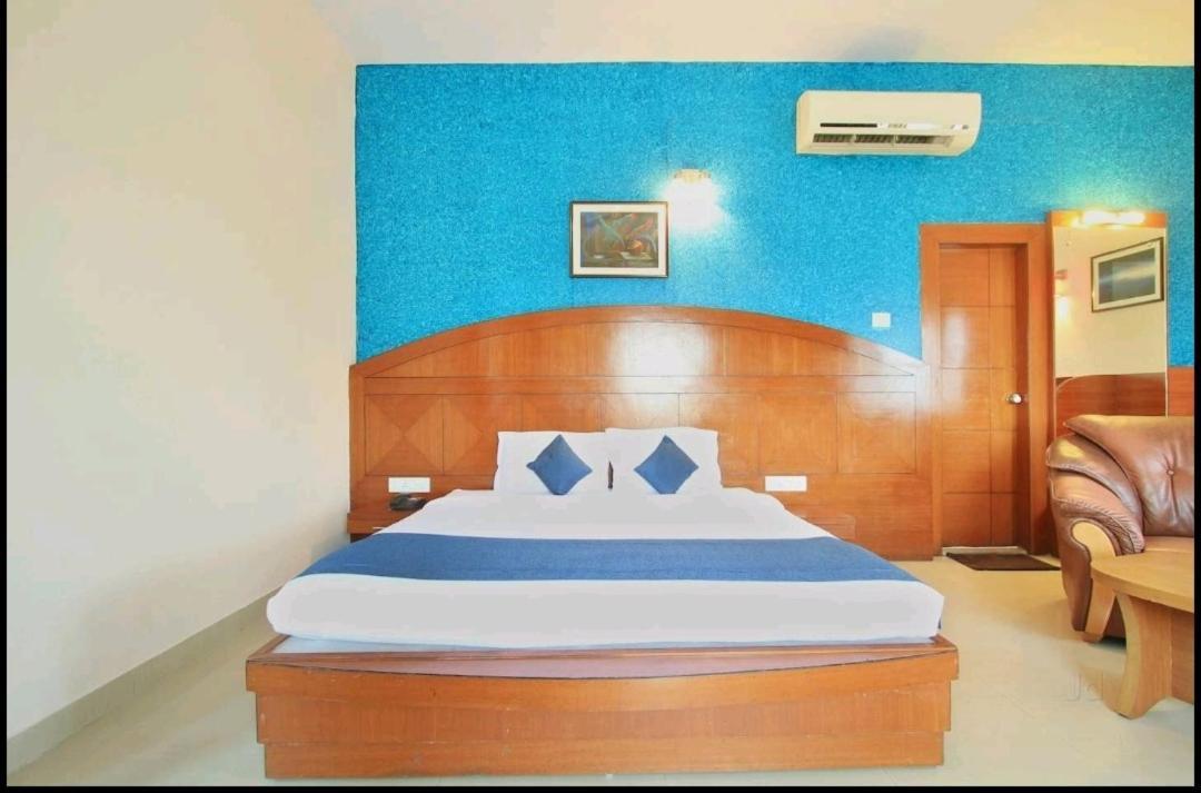 Hotel Stay By The Way Mysore Eksteriør bilde