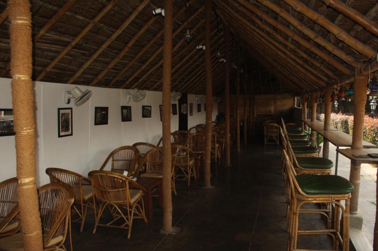 Hotel Stay By The Way Mysore Eksteriør bilde