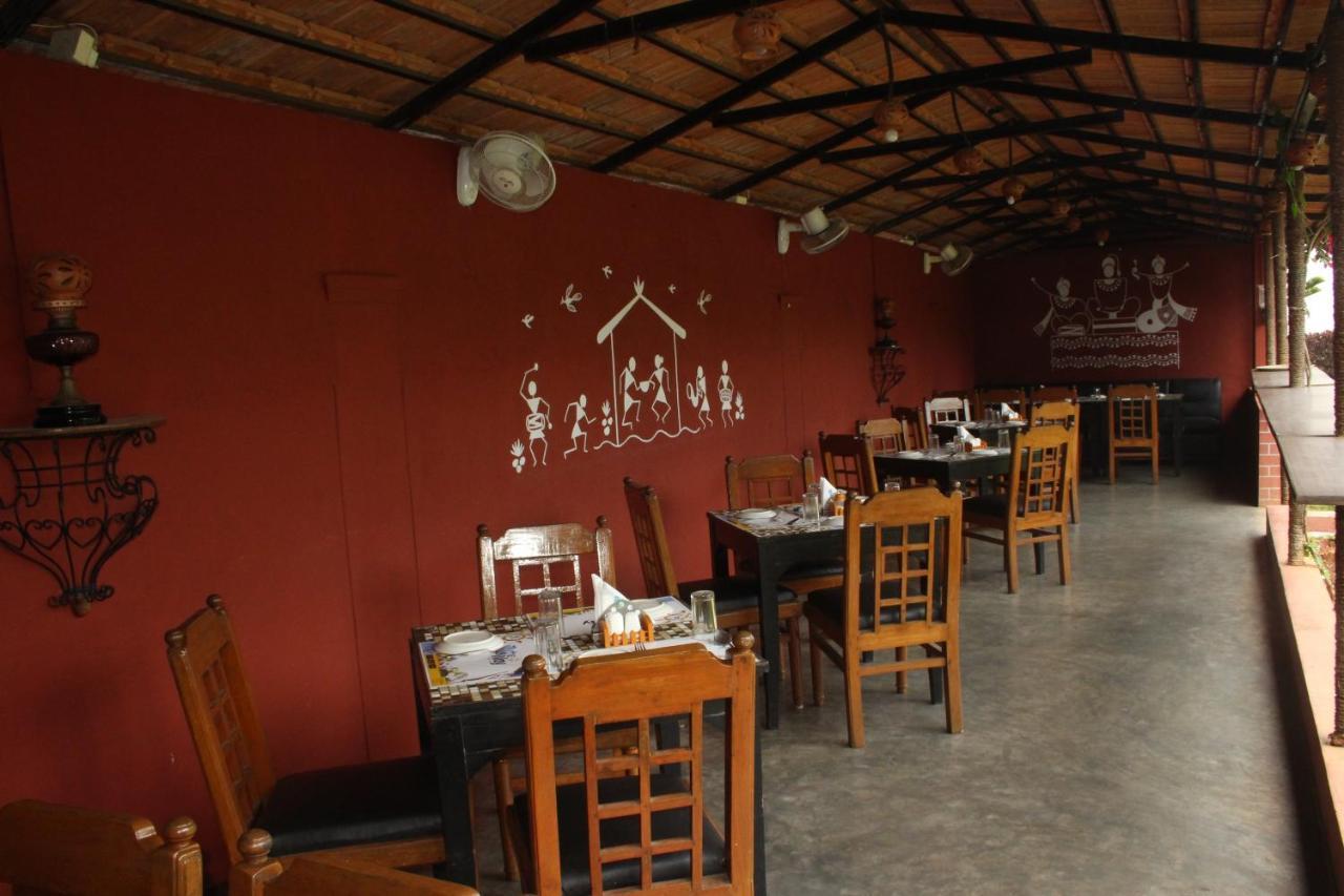 Hotel Stay By The Way Mysore Eksteriør bilde